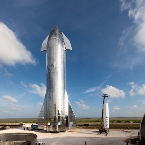 Рогозин заявил, что проект корабля Starship компании Илона Маска выполним лишь на 20%